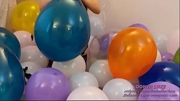 Balloon Fetish - Blowing up and grinding on my balloon